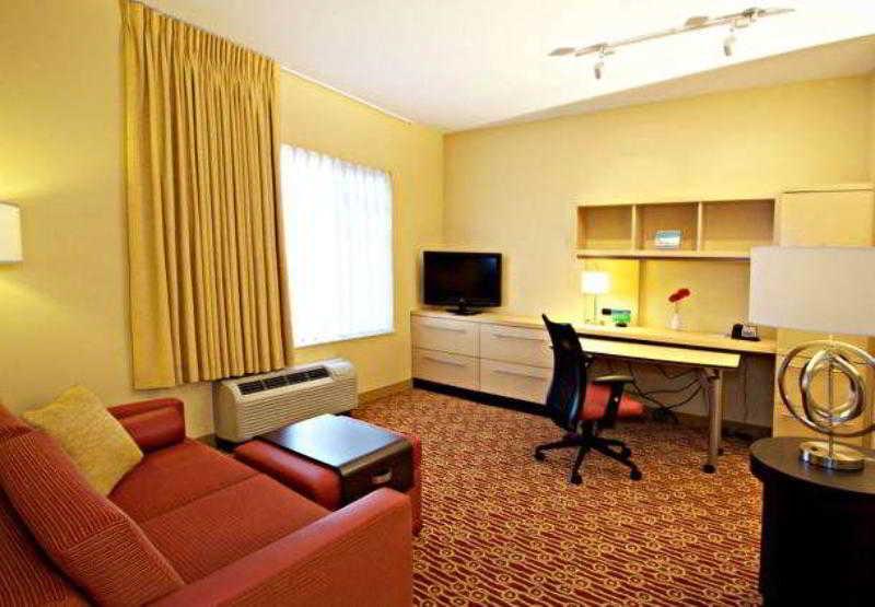 Towneplace Suites By Marriott Phoenix Goodyear Esterno foto